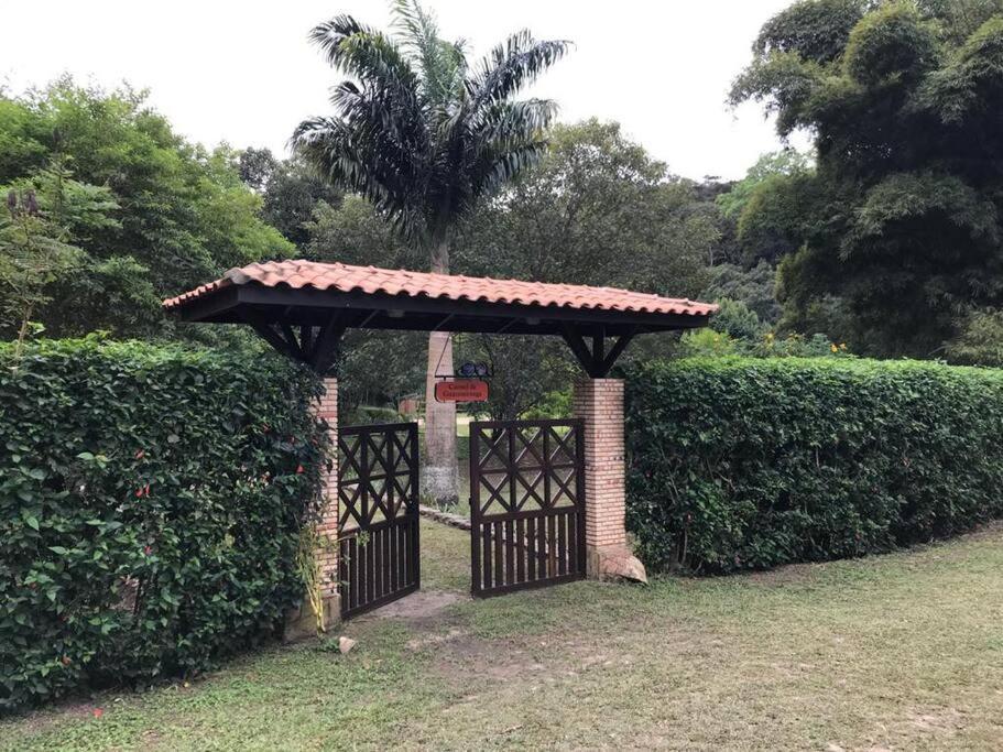 Chale Carolina Bela Villa Guaramiranga Dış mekan fotoğraf
